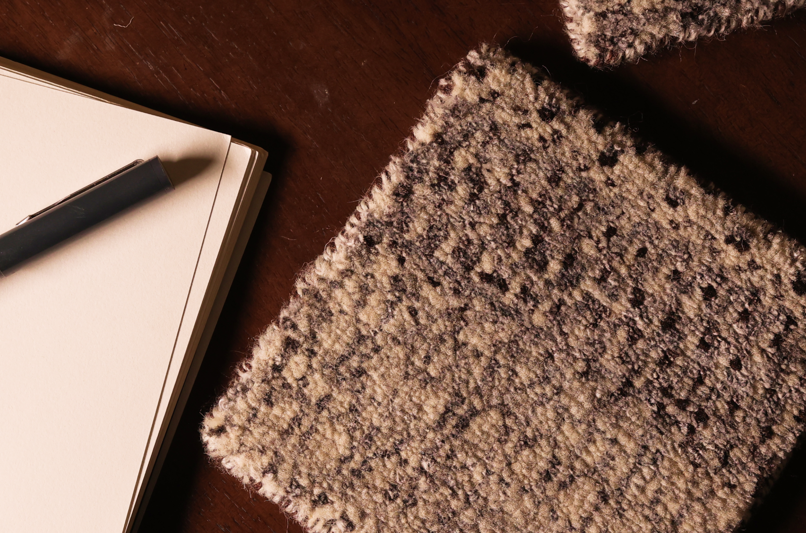 Silver smoke Carpet Coaster